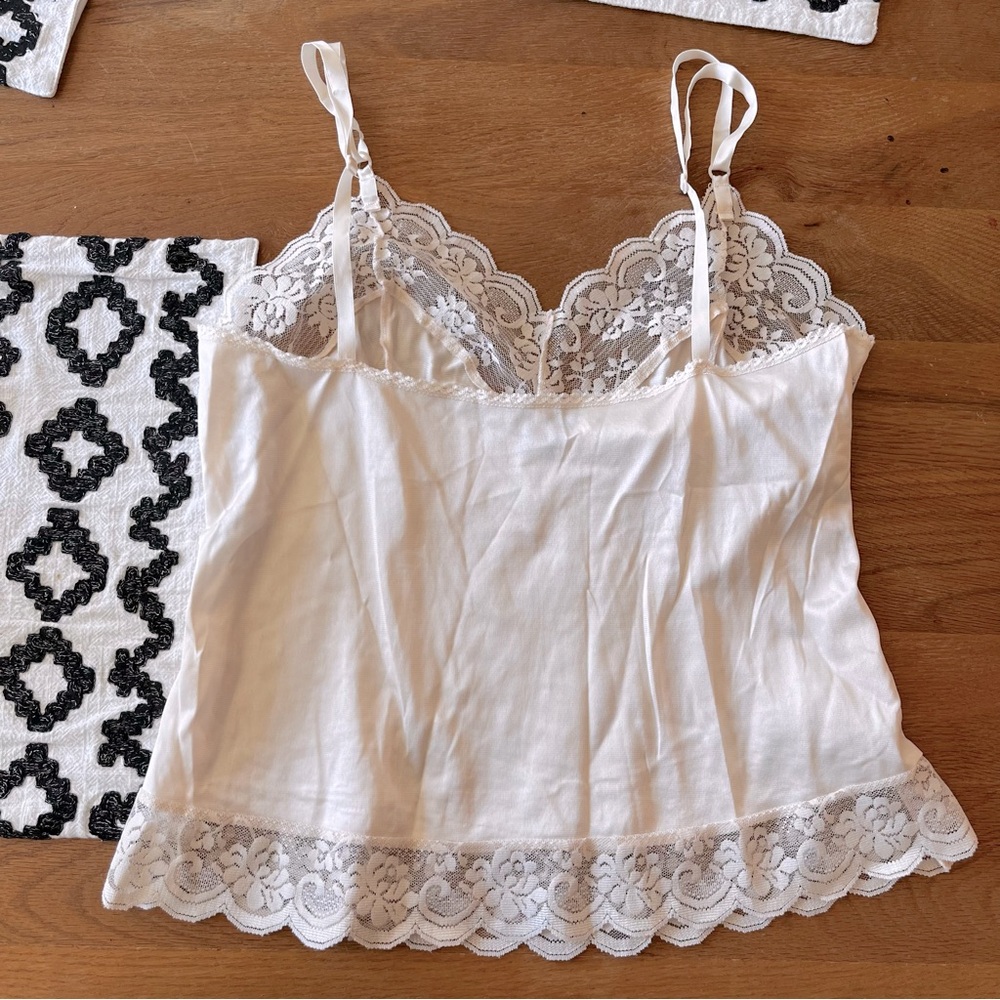 Vintage Made in USA Maidenform Cream Camisole Lace Detail union made size 34 - Picture 5 of 8
